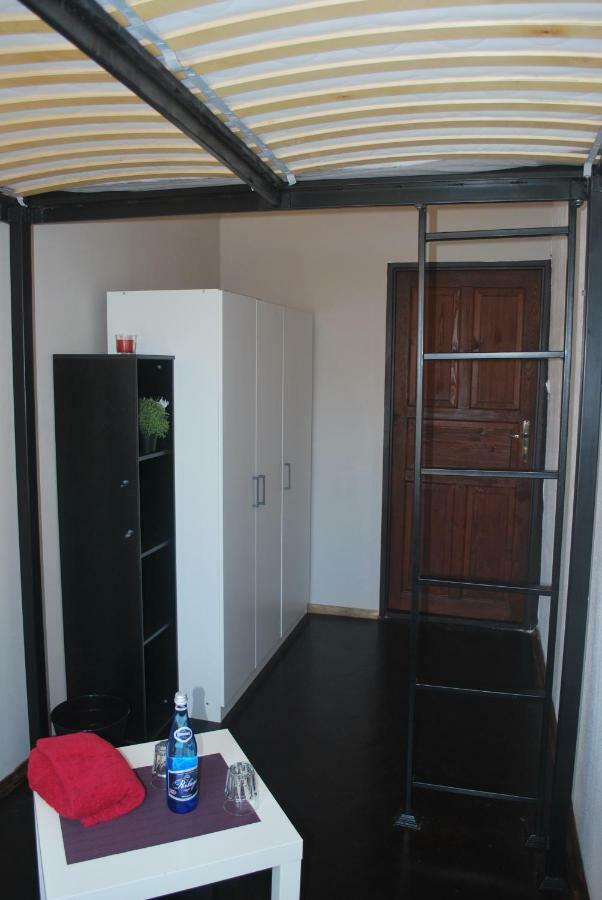 Pokoje W Cichym Mieszkaniu 50M Od Rynku Appartement Wrocław Buitenkant foto