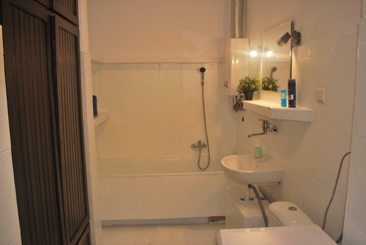 Pokoje W Cichym Mieszkaniu 50M Od Rynku Appartement Wrocław Buitenkant foto